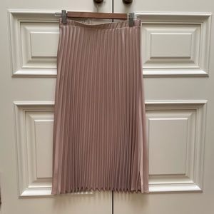 Midi pleated skirt